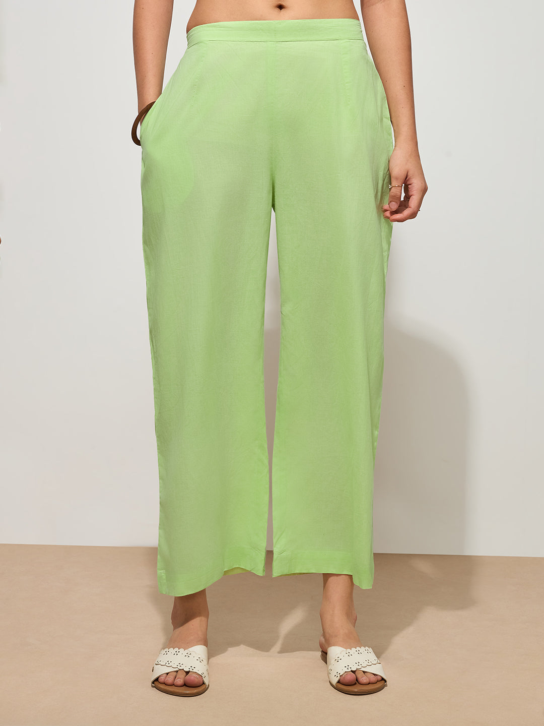 Pista Green Solid Cotton Suit