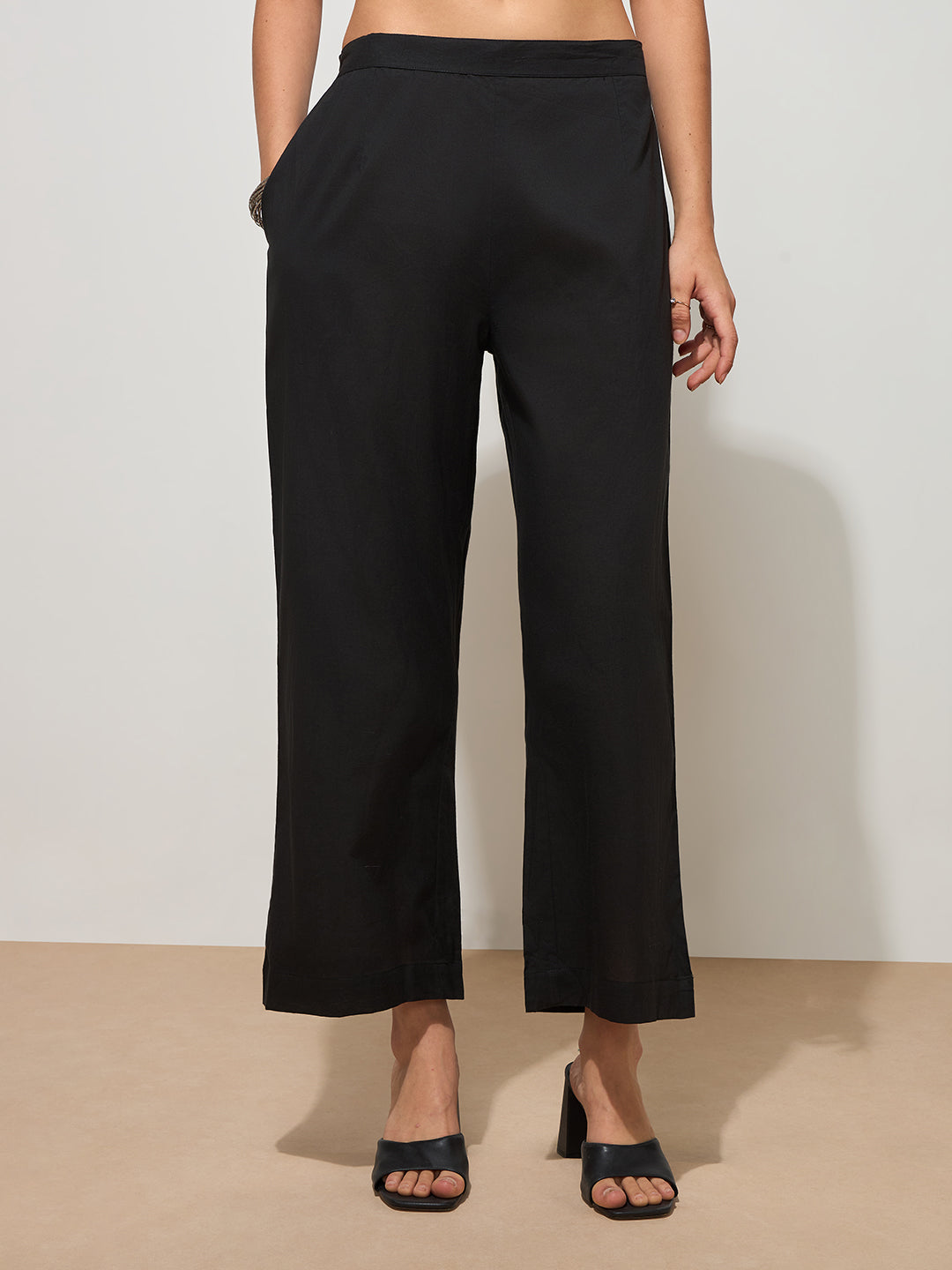 Black Solid Cotton Suit