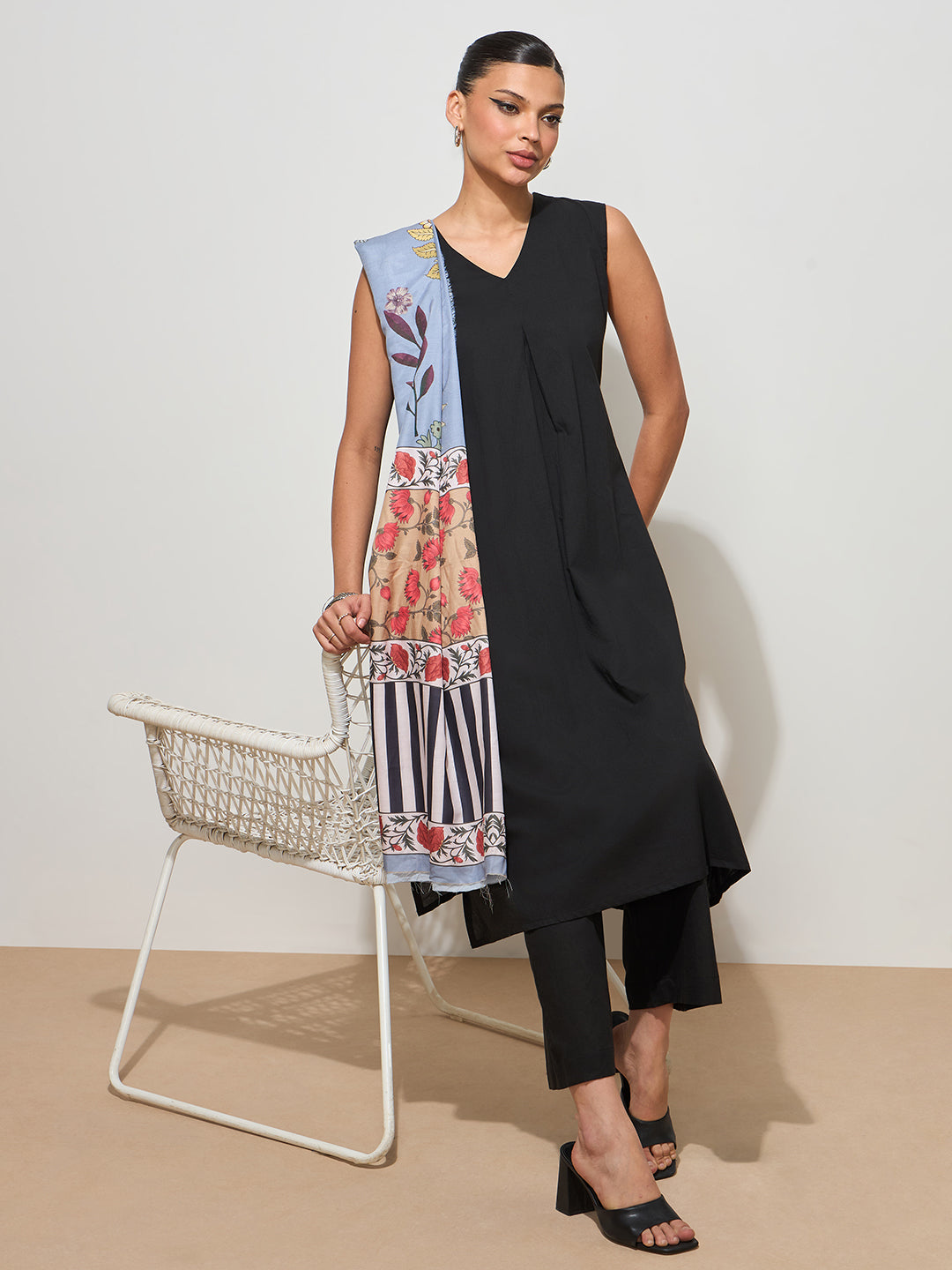 Black Solid Cotton Suit