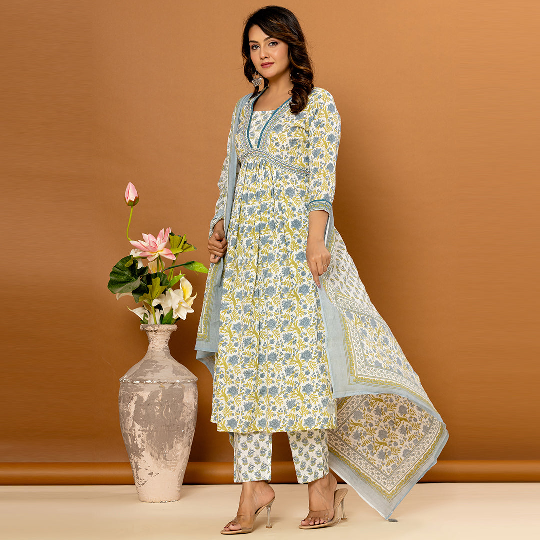 Floral White Alia Style Cotton Suit