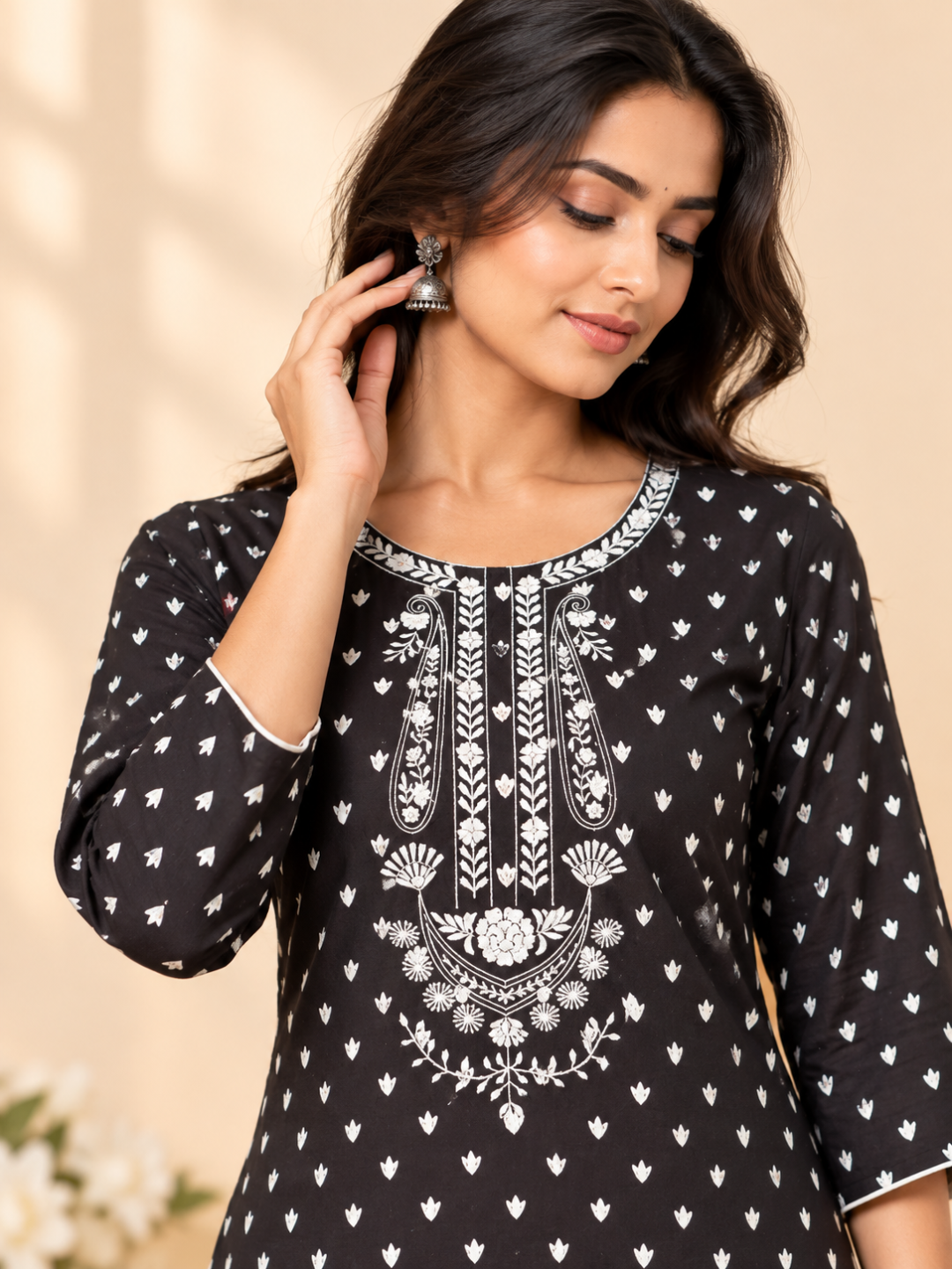 Elegant Black Embroidered Cotton Kurta