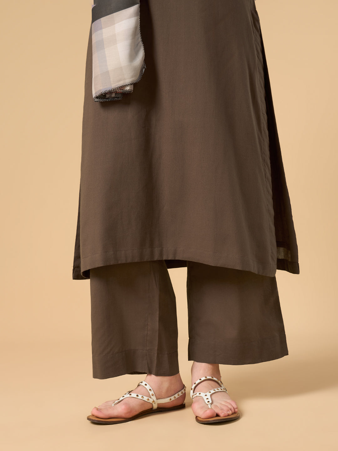 Brown Solid Cotton Suit