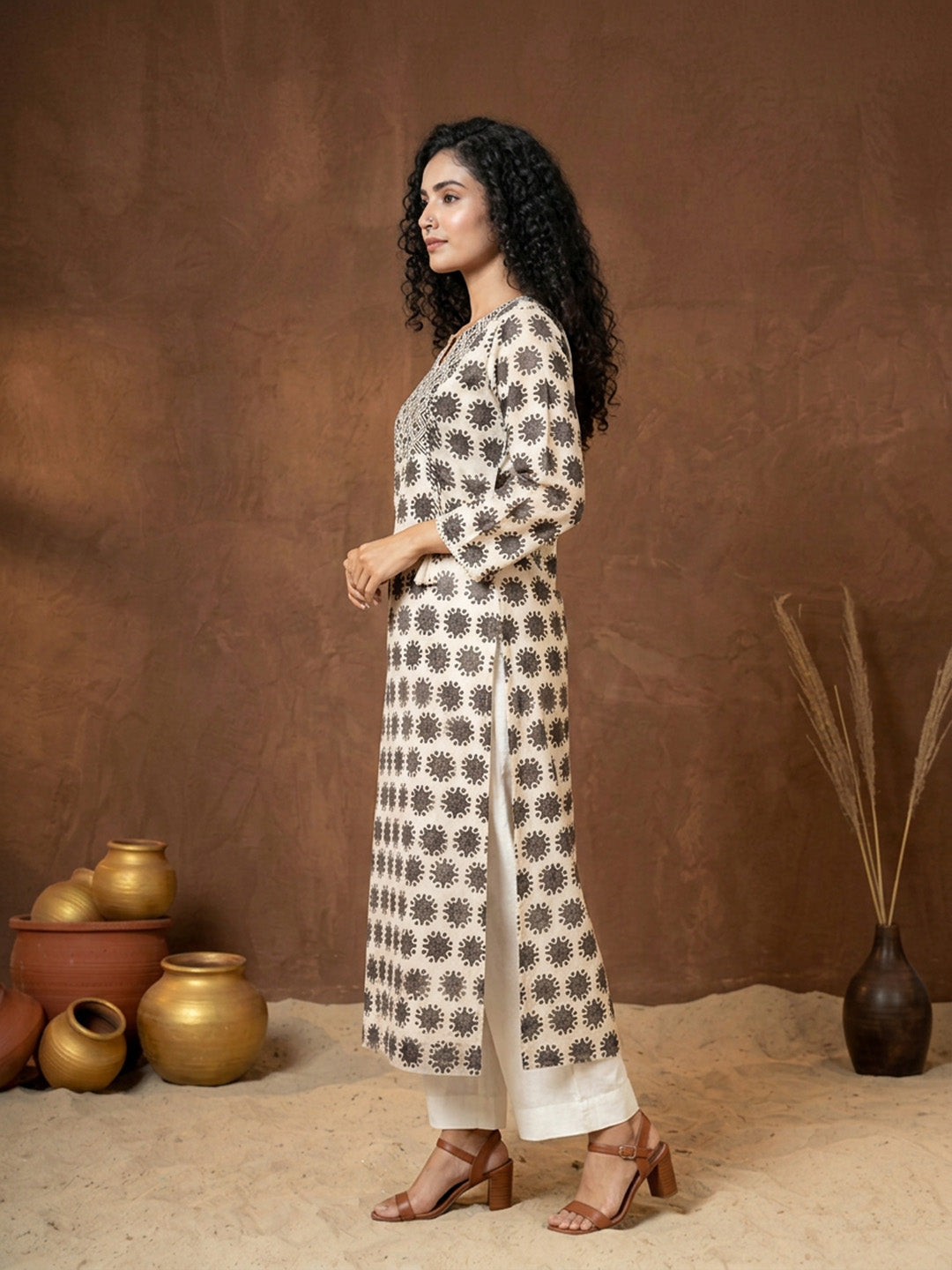 Cream Embroidered Rangoli Print Cotton Kurta