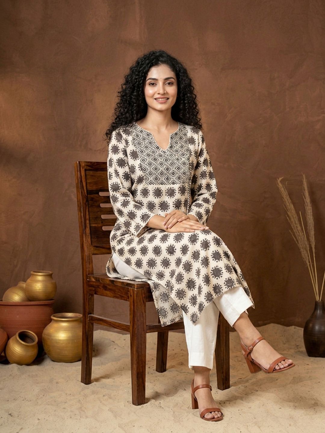 Cream Embroidered Rangoli Print Cotton Kurta