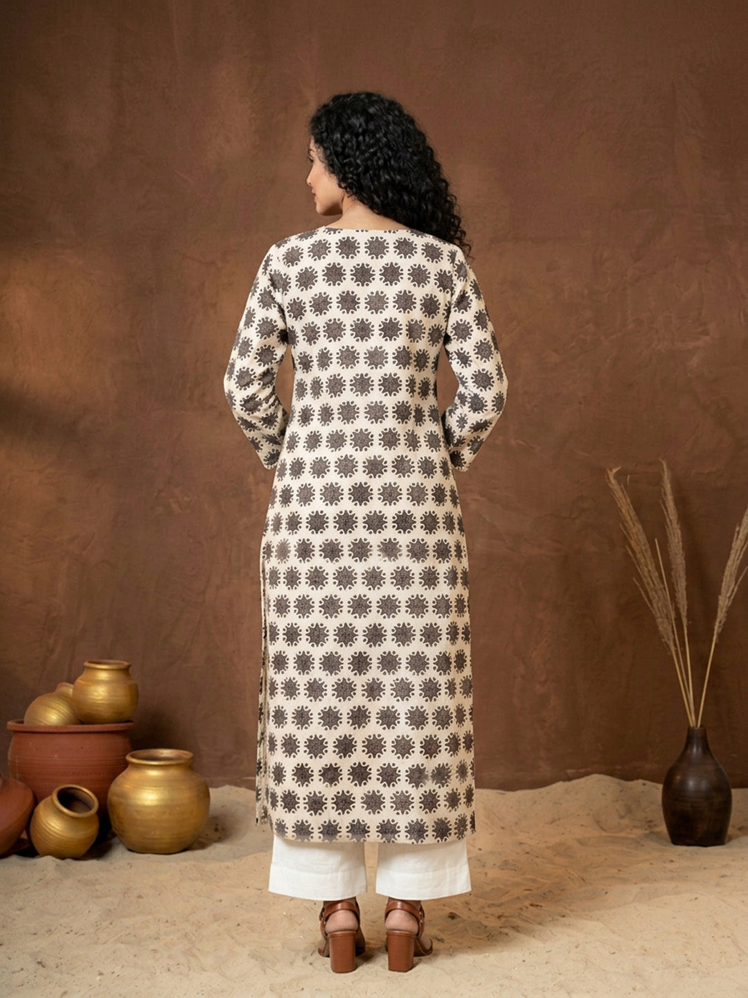 Cream Embroidered Rangoli Print Cotton Kurta