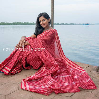 Mandovi Riveira  Red Kunbi Saree