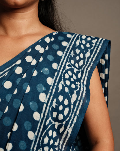 Indigo Polka Dot Handblock Print Mul Cotton Saree