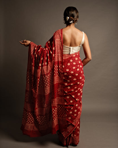 Chilly Red  Polka Dot Handblock Print Mul Cotton Saree