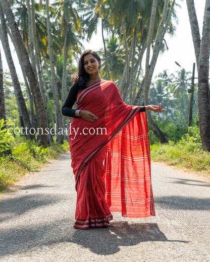 Parra Charmer Red Kunbi Saree