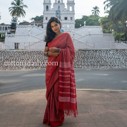 Glamourous Panaji  Red Kunbi Saree