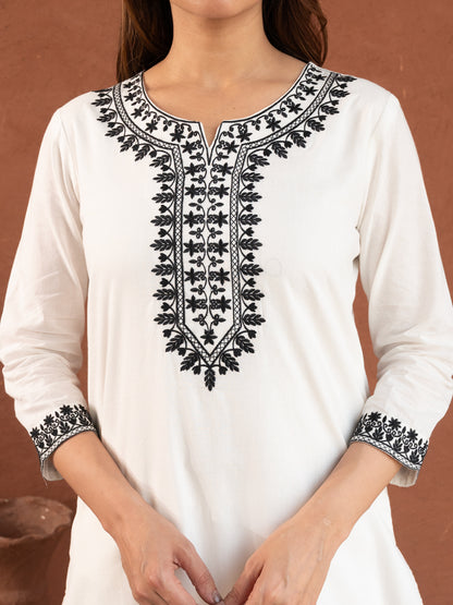 Avni White & Back Cotton Suit