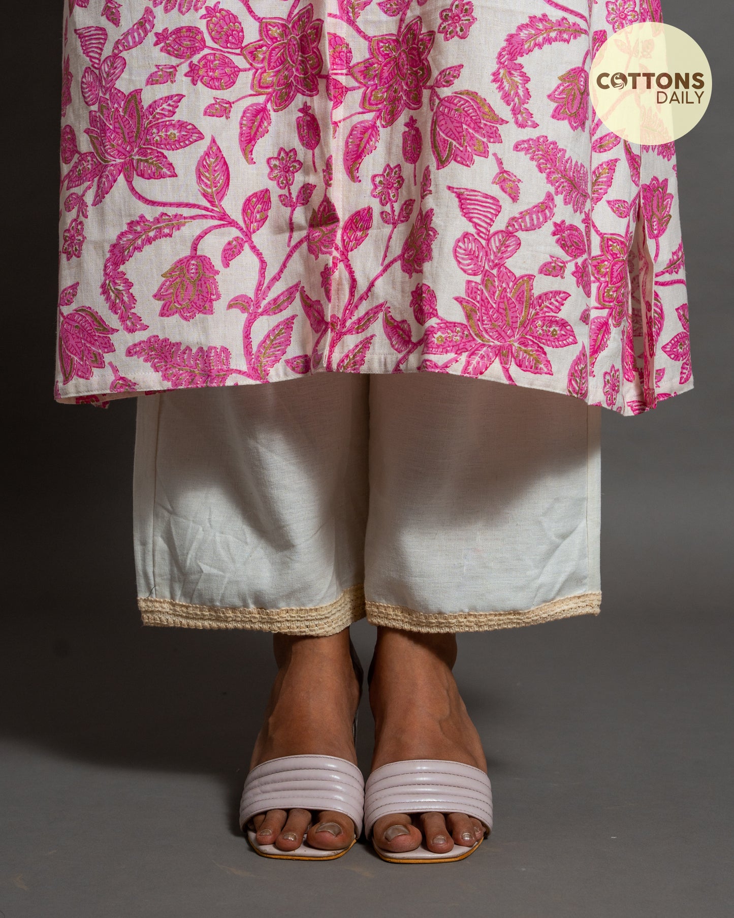 Pink Floral Patterned Kurta Set