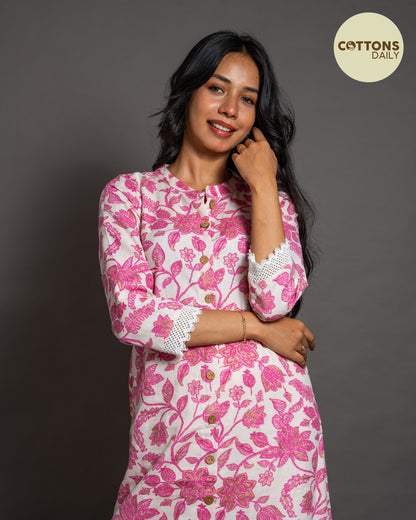 Pink Floral Patterned Kurta Set